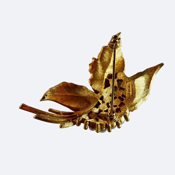 VTG Crown Trifari A Philippe Large Brooch Pearls Crystals Gold Tone 1960s - Picture 7 of 8